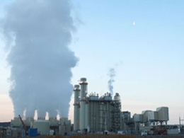 Industrial output growth accelerates to 4.7% in May, consumer good revives
