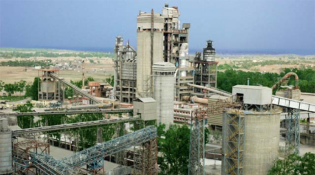 Lafarge scraps deal to sell cement units to Birla Corp | VCCircle