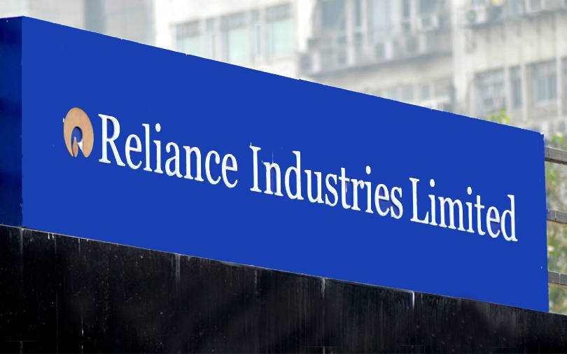 Reliance to sell 20% stake in oil-to-chemicals biz to Saudi Aramco |  VCCircle