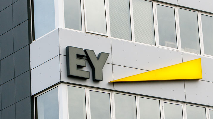 Ey Calls Off Plan To Split Audit Consulting Units 2725