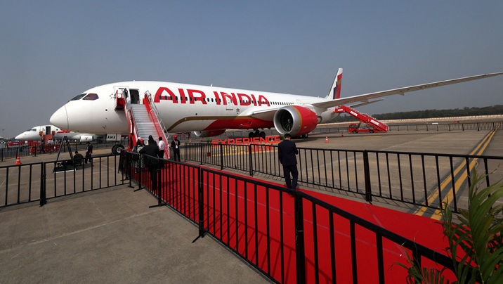Singapore defends flag carrier's Air India bet, cites need to expand overseas